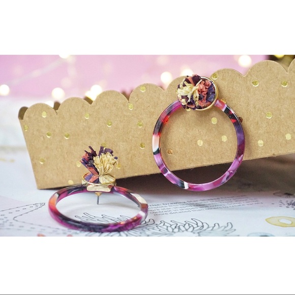 NEW! Acrylic Marble Stud Post Raffia Hoop Earrings - Picture 6 of 9